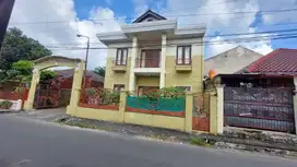 RUMAH DIJUAL  JALAN FlAMBOYAN DERESAN YOGYAKARTA
