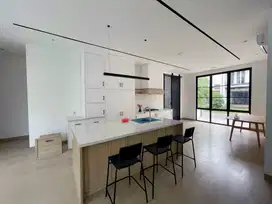 Dijual Rumah Baru Gress Kualitas Premium Pakuwon City
