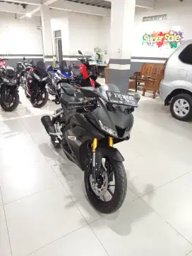 Yamaha YZF R15 V3 antik