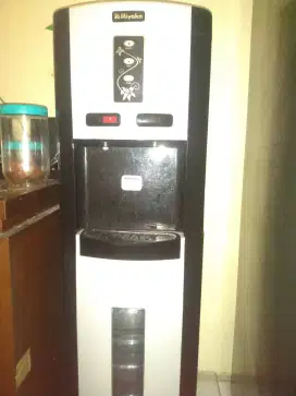 Dispenser miyako