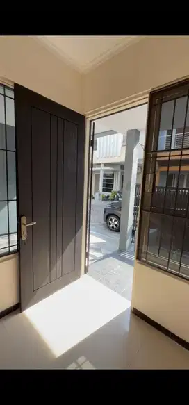 Rumah 2 lantai dekat kampus unair dharmahusada jojoran surabaya timur