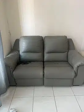 Electric recliner sofa by Cellini