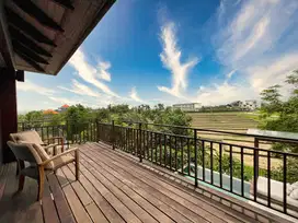 EXPANSIVE VILLA WITH RICE FIELD VIEWS IN TRANQUIL CEMAGI, JUST STEPS F