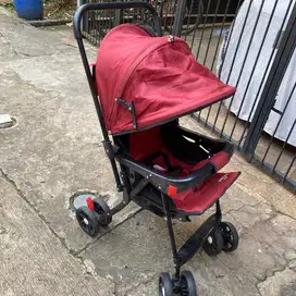 Kereta Dorong Bayi SpaceBaby ( Warna Merah )