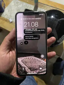 IPHONE XS pemakaian Cwe