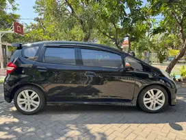 Honda Jazz 2011 Bensin