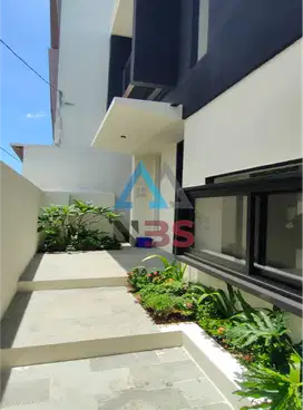 FOR SALE VILLA IN KEROBOKAN