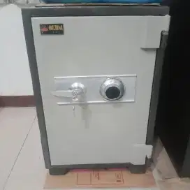 Brankas merk Okida Dijual Hrg 1,8 jt