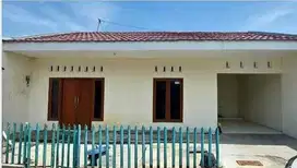 DISEWAKAN RUMAH PEMUKIMAN DEKAT DENGAN GRAHA PADMA