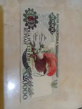Uang kuno 20 ribu cendrawasih