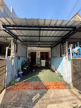 Jual rumah taman palem lestari jakarta barat cengkareng butuh uang