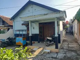 KOS-KOSAN TENGAH KOTA KEDIRI