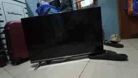 Smart TV digital merk Changhong ukuran 32 in