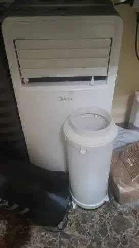 AC portabel midea 1PK like new