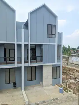 RUMAH 3 LANTAI SIAP HUNI DI SERPONG, 5 MENIT KE STASIUN RAWABUNTU