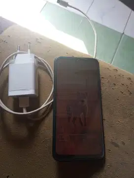 Di jual hp xiaomi redmi 9 ( 4/64GB )