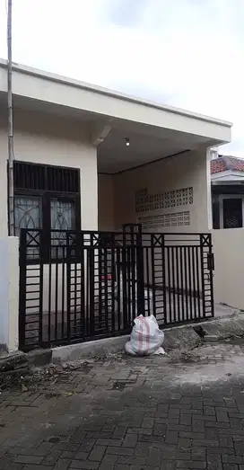 Dikontrakan/disewakan rumah tahunan cileungsi bogor murah strategis