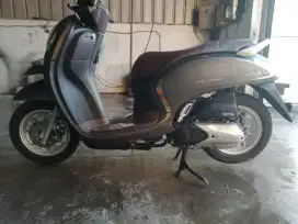 Di jual motor scoopy