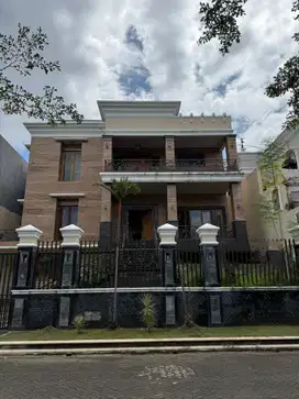 Dijual Rumah Mewah Full Furnish Di Bukit Villa Mas - Makassar