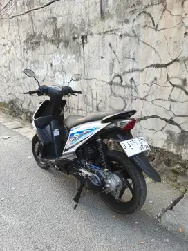 Honda Beat Karbu Tahun 2012 motor siap pakai