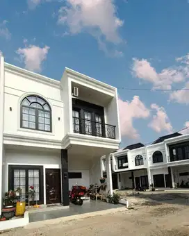 Dekat KRL & Kampus UI Rumah ideal Pasangan Aktif
