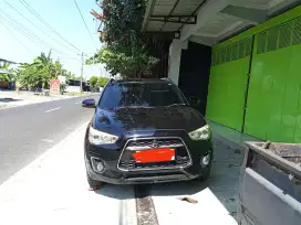 Mitsubishi outlander matic2015.