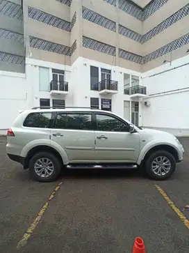 MITSUBISHI PAJERO EXCEED DIESEL 2015 LAST EDITION TERMURAH 268 JT SAJA