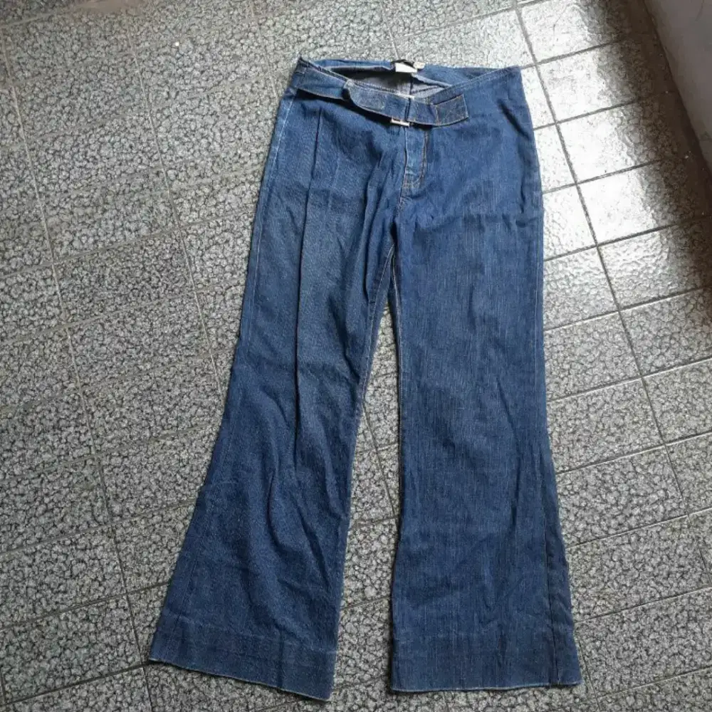 Celana jeans M2002