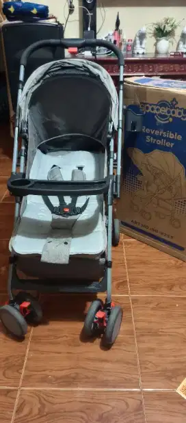 Stroller merk spa*cebaby