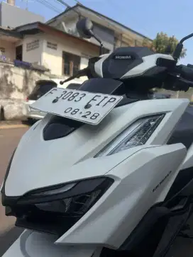 Vario 160 ABS 2023 putih km 10 ribu