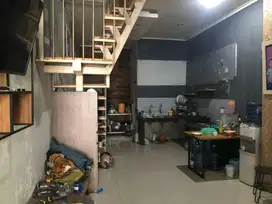 Sayap Leuwi Panjang Rumah 3 Lantai Lokasi Strategis Akses Mobil