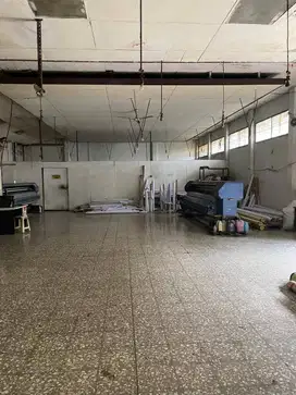 Gudang di Sudirman ada bangunan rumah jual nego sampai jadi