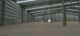 Gudang 1,3 ha dengan loading dock di kawasan industri