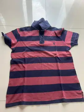 Baju bekas pribadi masih layak pakai