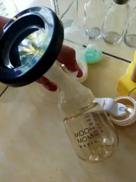 Botol kaca, alat mpasi, corong asi