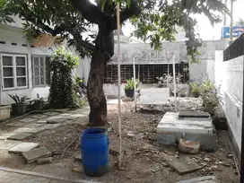 Rumah Pusat Kota, Strategis & Cocok Untuk Usaha, Depan UNAIR, SBY
