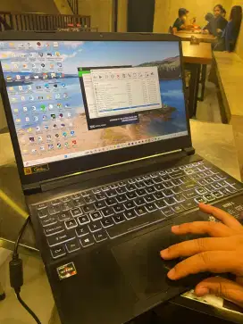 Accer Nitro 5 AMD TYZEN 7