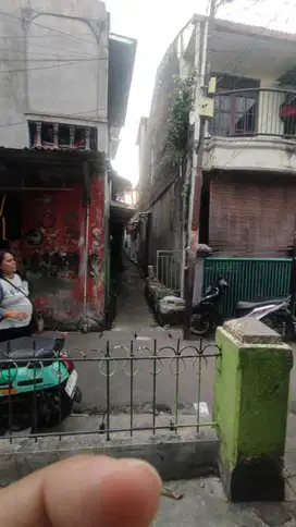 Rumah Strategis di Setiabudi Jakarta