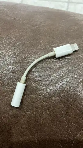 Conector hedset dari iphone 7 ke ke iphone 11 keatas