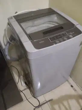 Mesin cuci LG 8kg