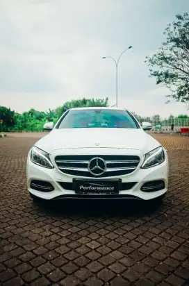 MERCEDES BENZ C200 (W205) CBU 2.0 AT 2014