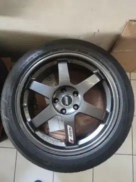 Velg R 18 SSW 5×114 + ban dunlop sport max