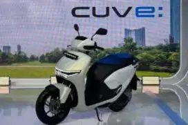 Di cari Honda cuv e standard atau road sync dua