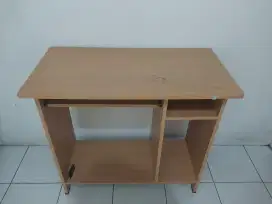 Dijual Meja komputer
