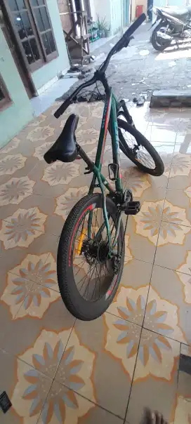 JUAL SEPEDA GENIO warna hijau size 27.5