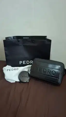 Pedro Flynn Sling Bag Pria