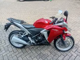 CBR 250 ABS MERAH TH 2011, BERGARANSI