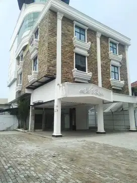 Gedung Daan Mogot Raya 5Lt 1200m2 Lokasi Strategis Pinggir Jalan