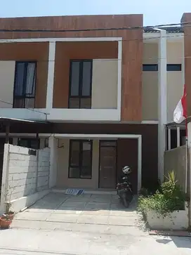 Rumah bagus siap huni di G land ciwastra bandung timur