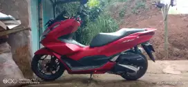 Honda pcx tahun 2022